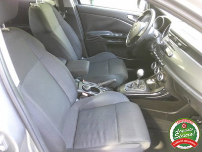 Alfa Romeo Giulietta 2.0 JTDm-2 Distinctive 170cv (13)