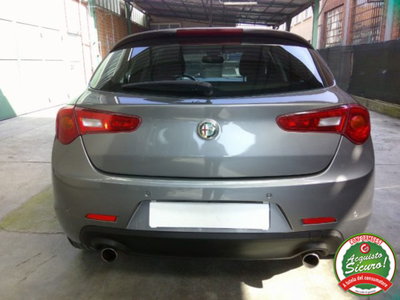 Alfa Romeo Giulietta 2.0 JTDm-2 Distinctive 170cv (4)
