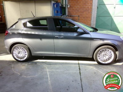 Alfa Romeo Giulietta 2.0 JTDm-2 Distinctive 170cv (6)