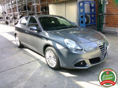 Alfa Romeo Giulietta 2.0 JTDm-2 Distinctive 170cv (7)