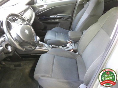 Alfa Romeo Giulietta 2.0 JTDm-2 Distinctive 170cv (9)