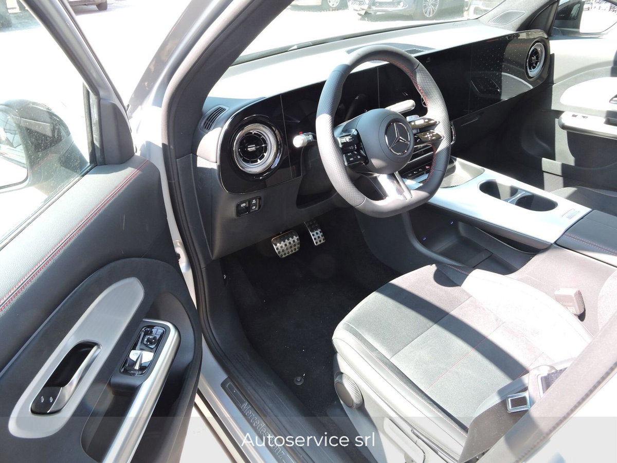 Mercedes-Benz GLB Elettrica 250+ AMG Line Advanced Plus (13)