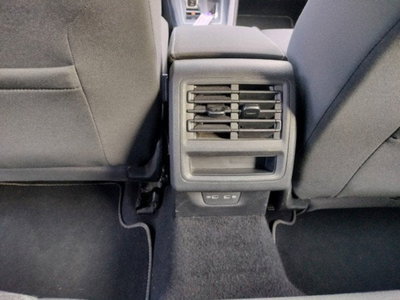 Volkswagen Golf 2.0 TDI DSG SCR Life (20)