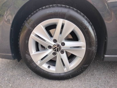 Volkswagen Golf 2.0 TDI DSG SCR Life (9)