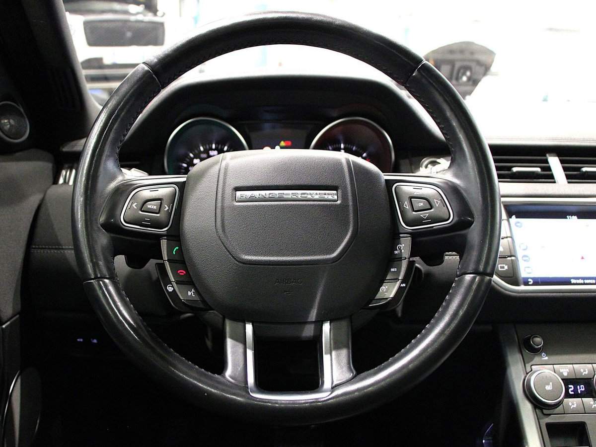 Land Rover Range Rover Evoque 2.0D I4-L.Flw 150 CV (11)