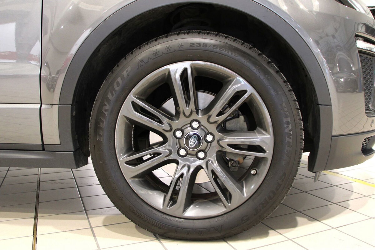 Land Rover Range Rover Evoque 2.0D I4-L.Flw 150 CV (17)