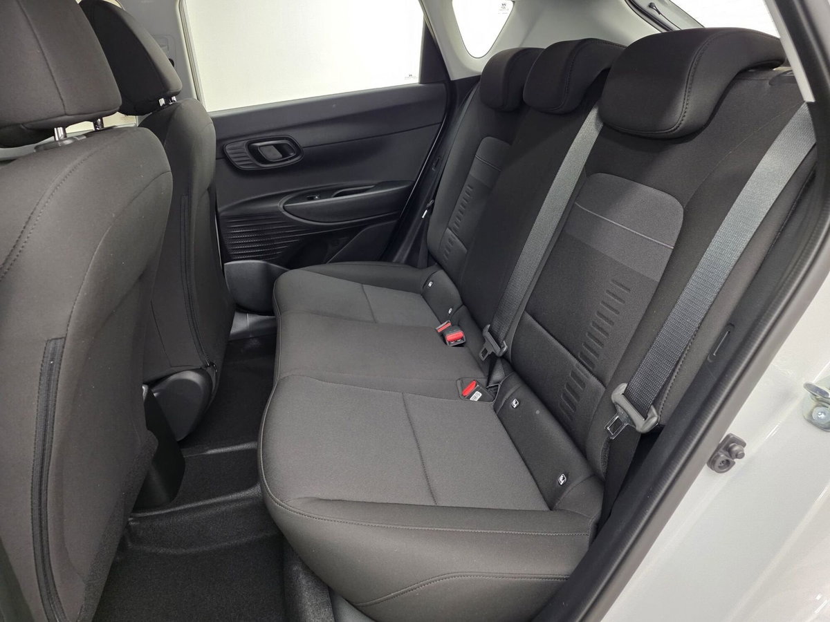 Hyundai Bayon 1.0 t-gdi Business 90cv mt (11)