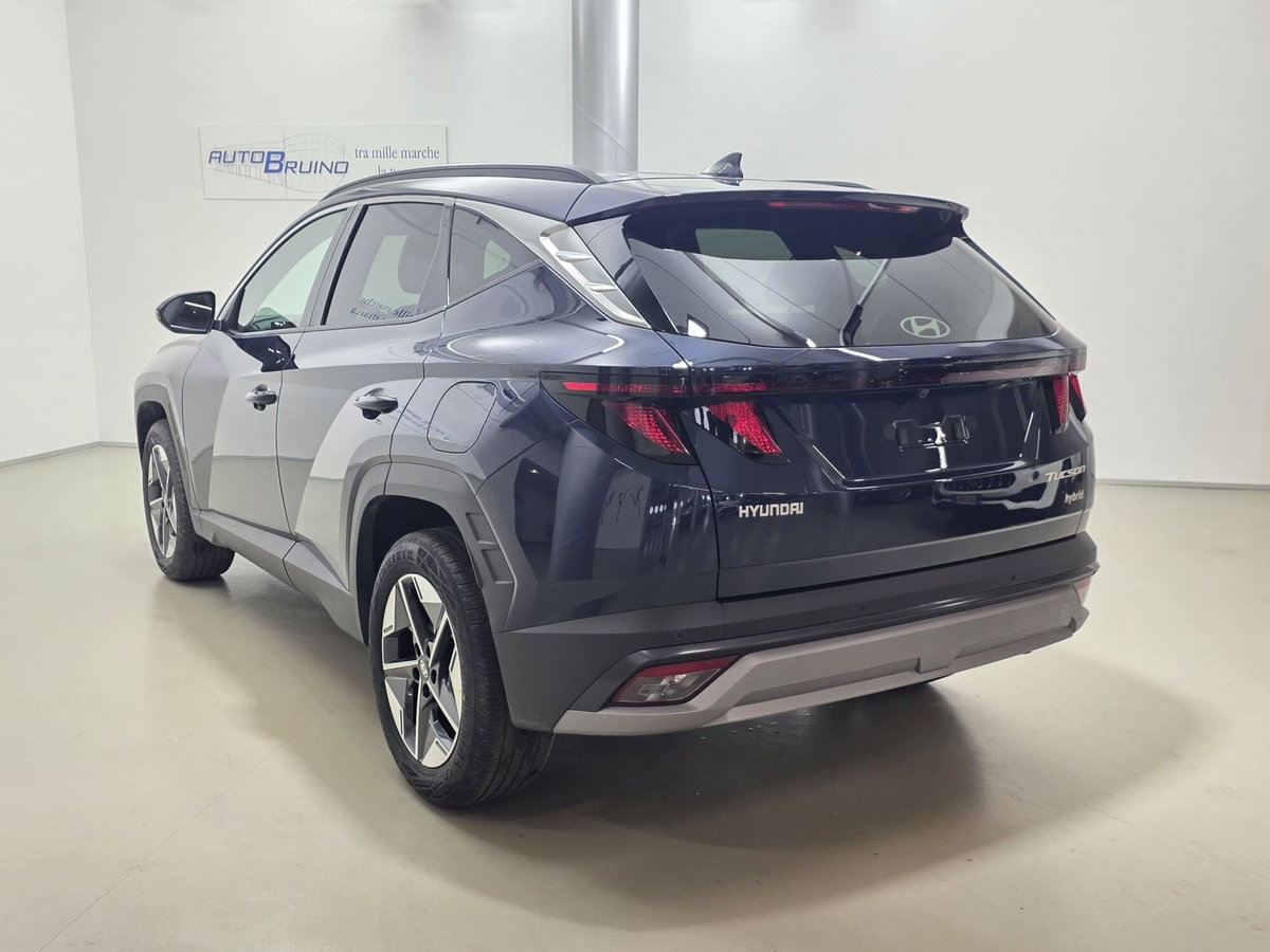 Hyundai Tucson 1.6 hev Business 2wd 239cv auto (7)