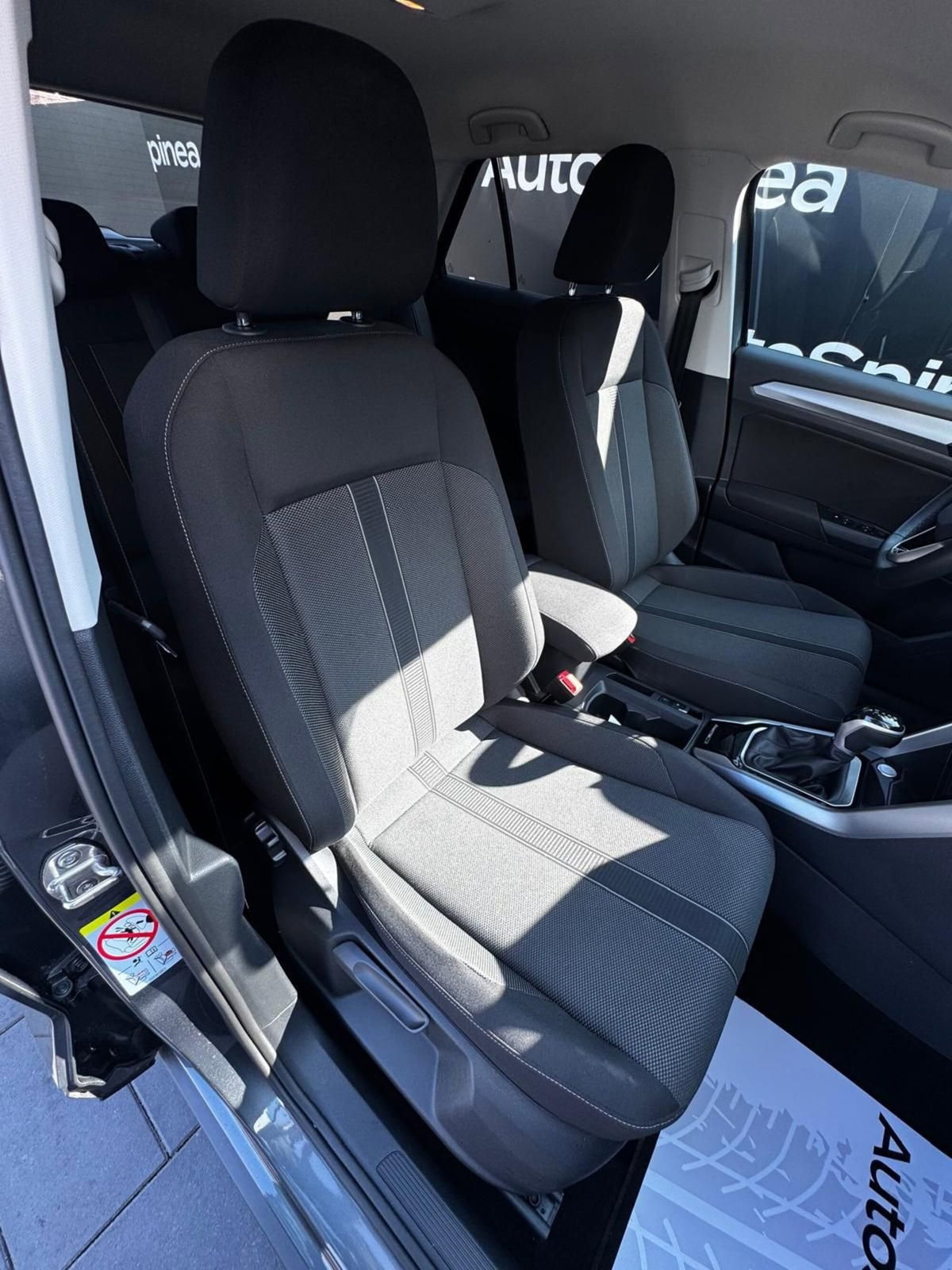 Volkswagen T-Roc 1.5 tsi Life dsg (15)