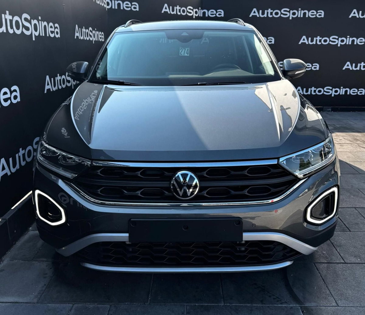 Volkswagen T-Roc 1.5 tsi Life dsg (3)