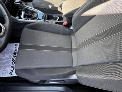 Volkswagen T-Roc 1.5 tsi Life dsg (8)