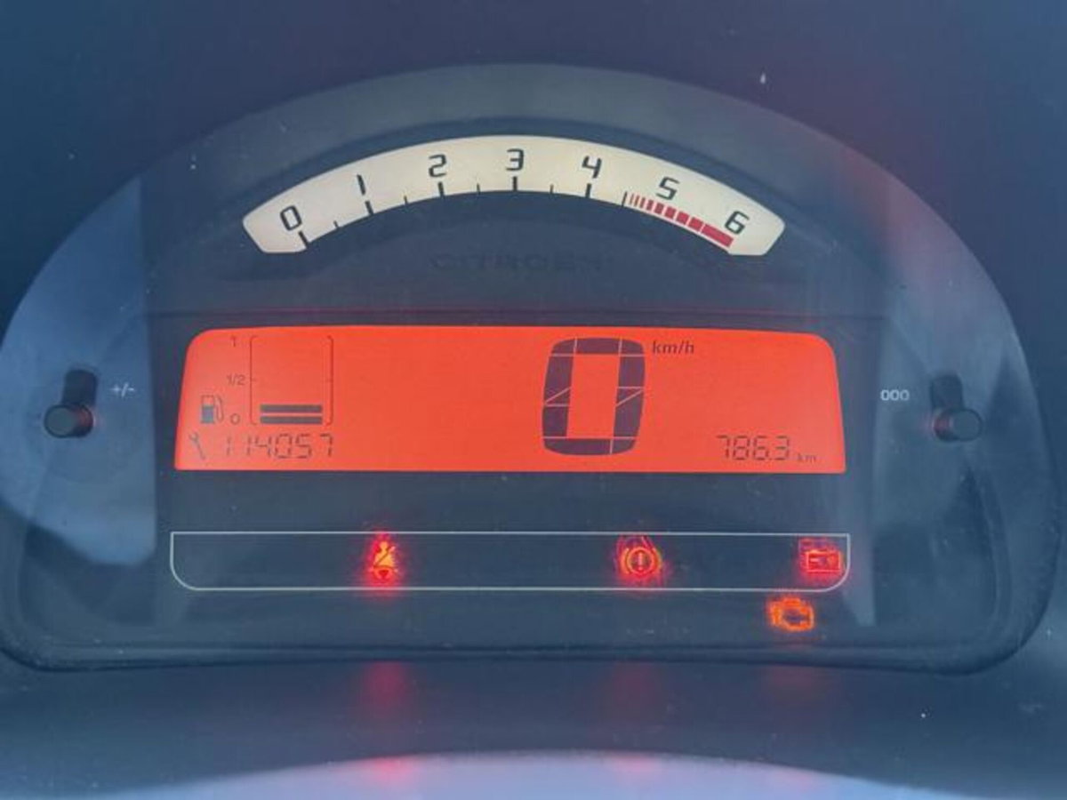 Citroen C3 Cabrio 1.4 HDi 70CV (11)