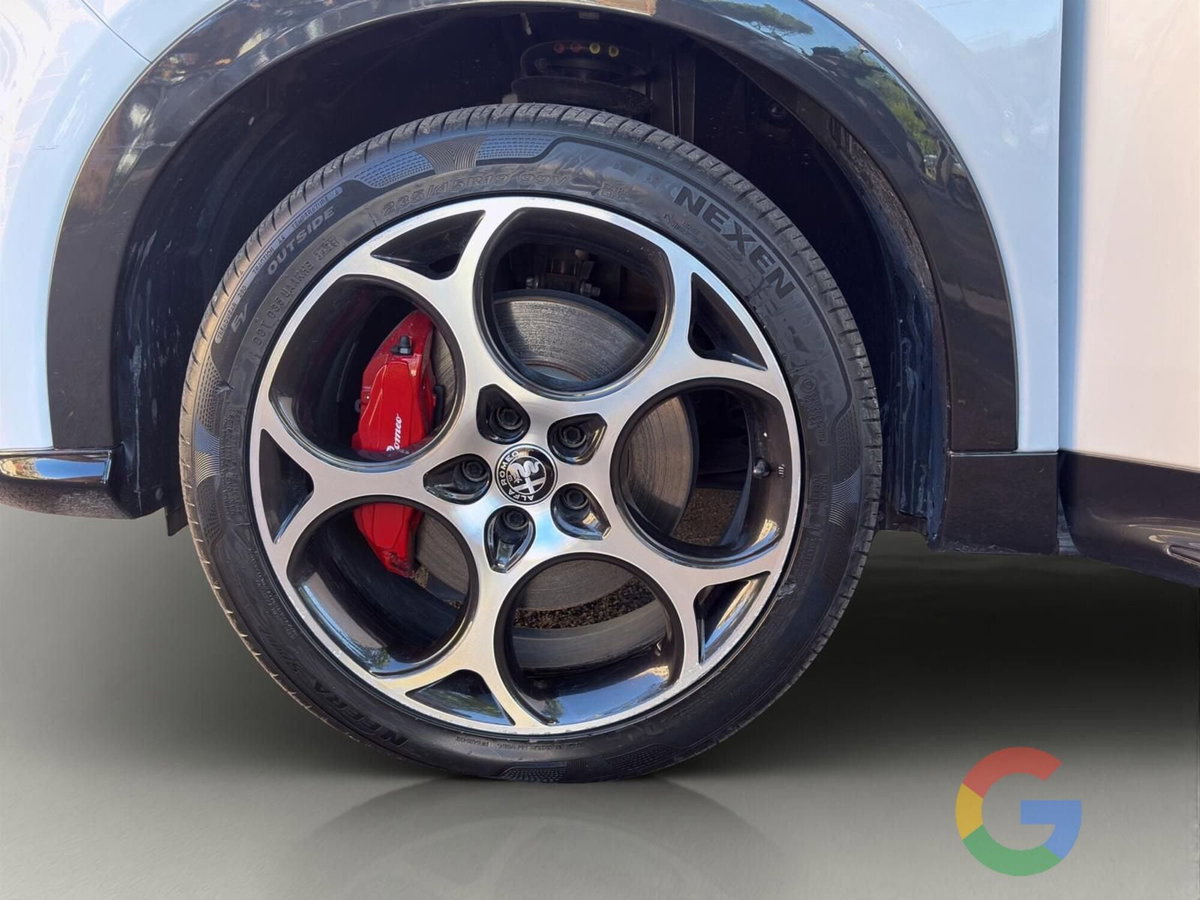 Alfa Romeo Tonale 1.3 phev Veloce Q4 280cv at6 (7)