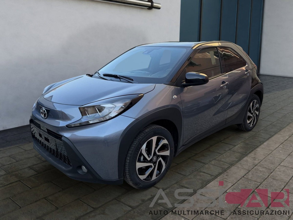 Toyota Aygo X 1.0 Active 72cv s-cvt (3)