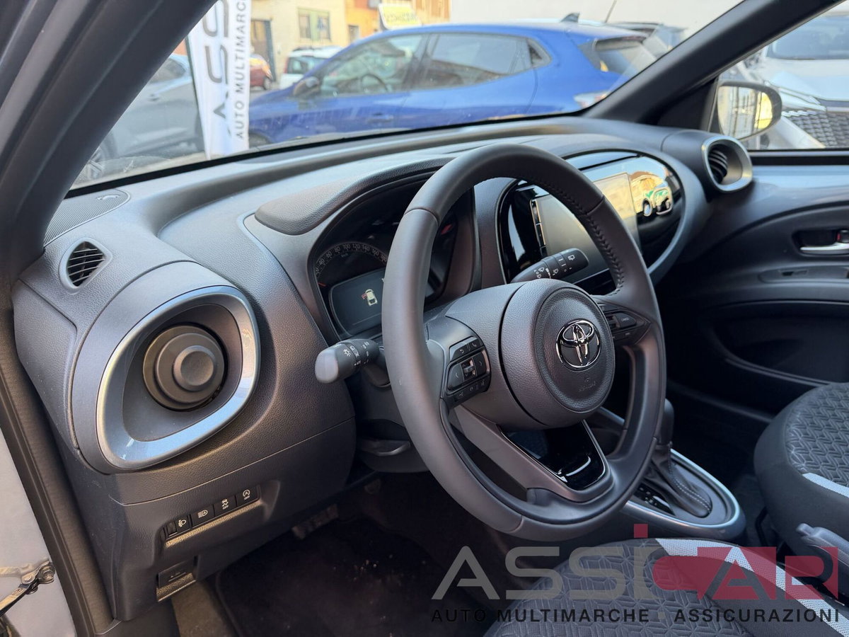Toyota Aygo X 1.0 Active 72cv s-cvt (8)