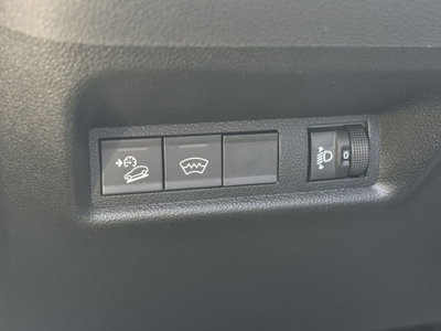Jeep Avenger 1.2 turbo e-hybrid mhev Summit fwd 110cv edct6 (19)