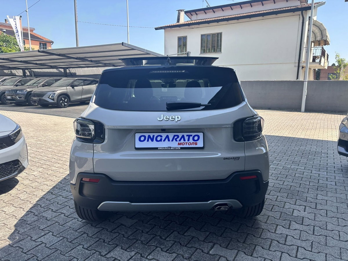 Jeep Avenger 1.2 turbo e-hybrid mhev Summit fwd 110cv edct6 (5)