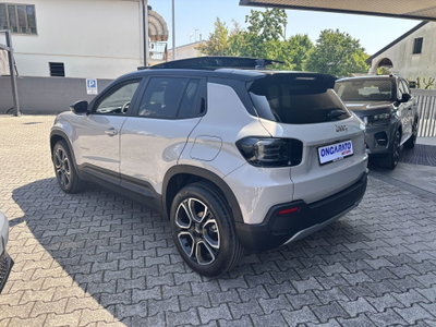 Jeep Avenger 1.2 turbo e-hybrid mhev Summit fwd 110cv edct6 (6)