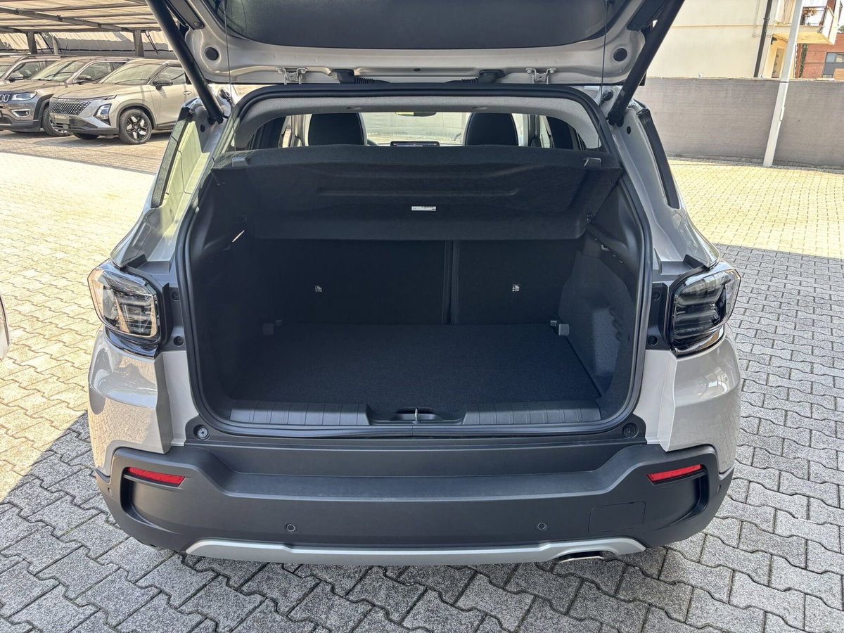 Jeep Avenger 1.2 turbo e-hybrid mhev Summit fwd 110cv edct6 (7)