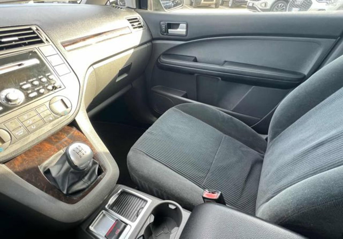 Ford C-Max 1.6 TDCi 110 CV Ikon DPF (12)