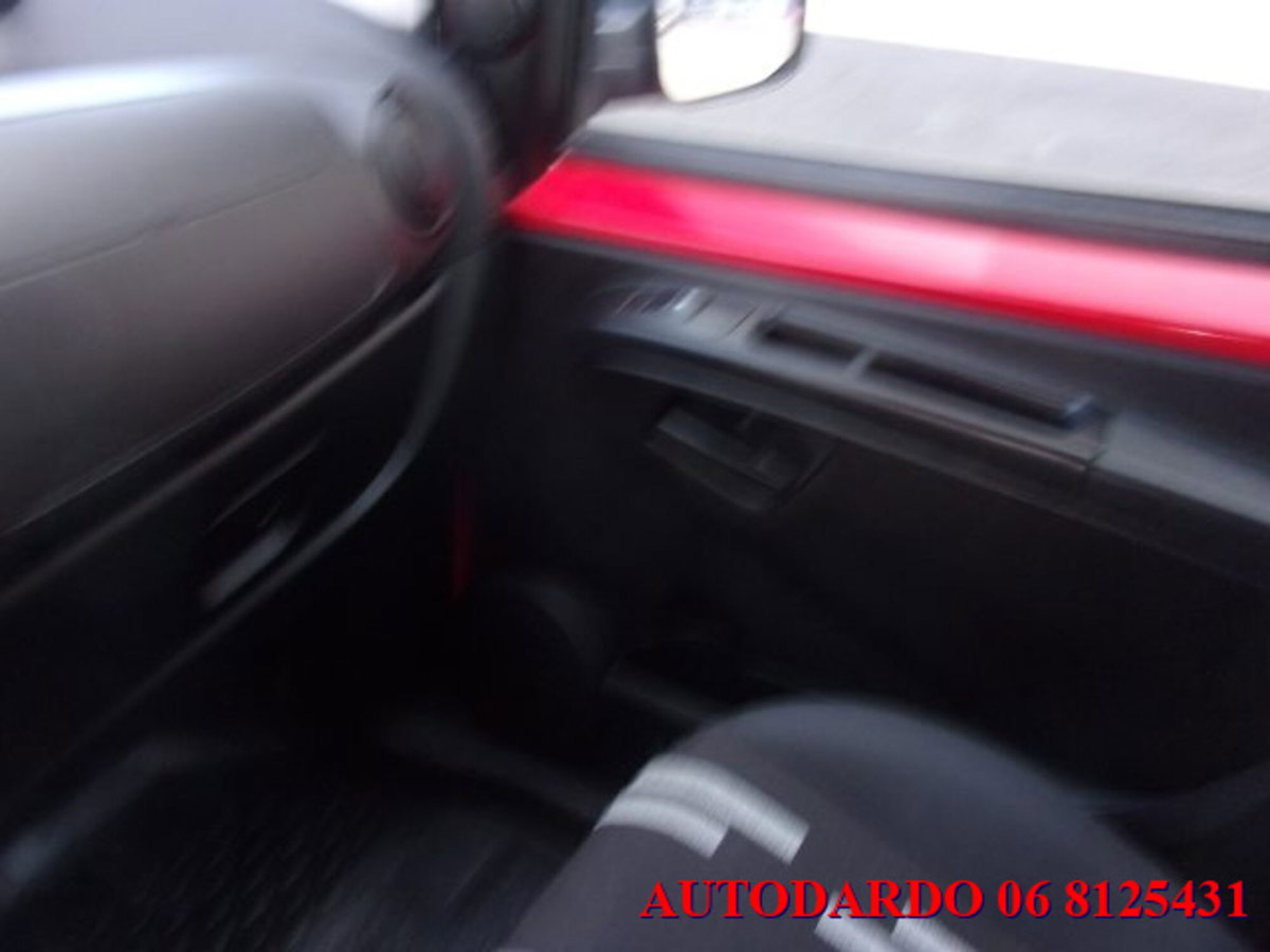 Fiat Fiorino 1.3 MJT 75CV Combi Semi Adventure (14)