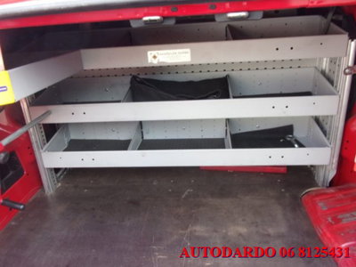 Fiat Fiorino 1.3 MJT 75CV Combi Semi Adventure (17)