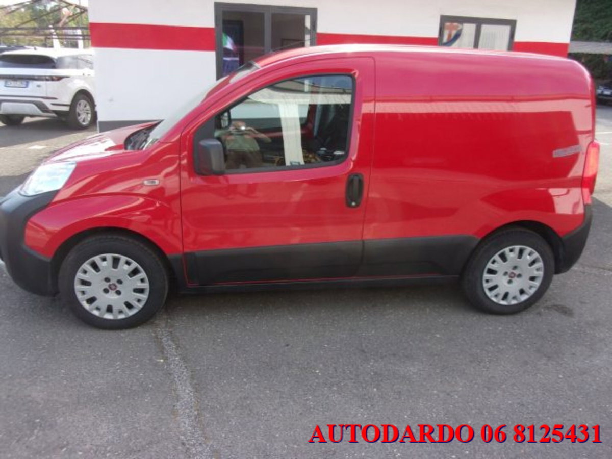 Fiat Fiorino 1.3 MJT 75CV Combi Semi Adventure (9)