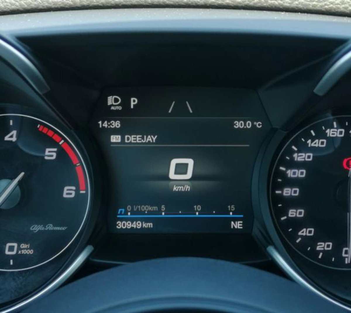 Alfa Romeo Giulia 2.2 Turbodiesel 190 CV AT8 Sprint (14)