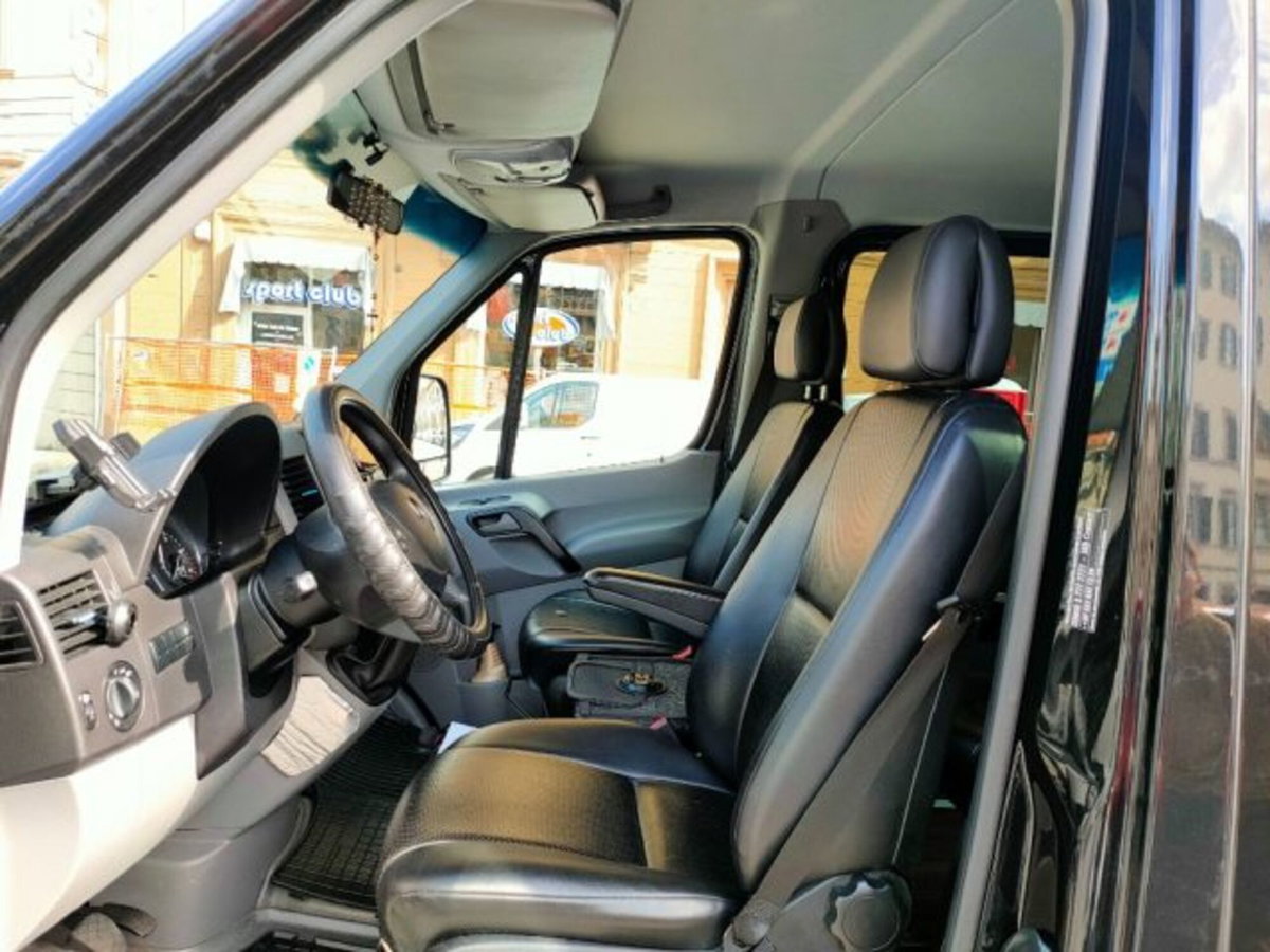 Mercedes-Benz Sprinter K37/35 316 CDI RWD TN Tourer (9)
