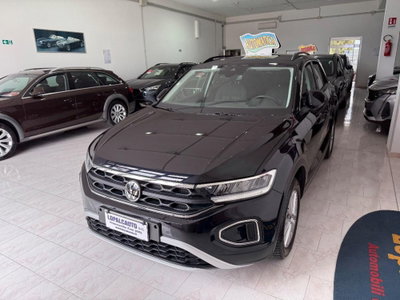 Volkswagen T-Roc 2.0 tdi Life 150cv dsg usata