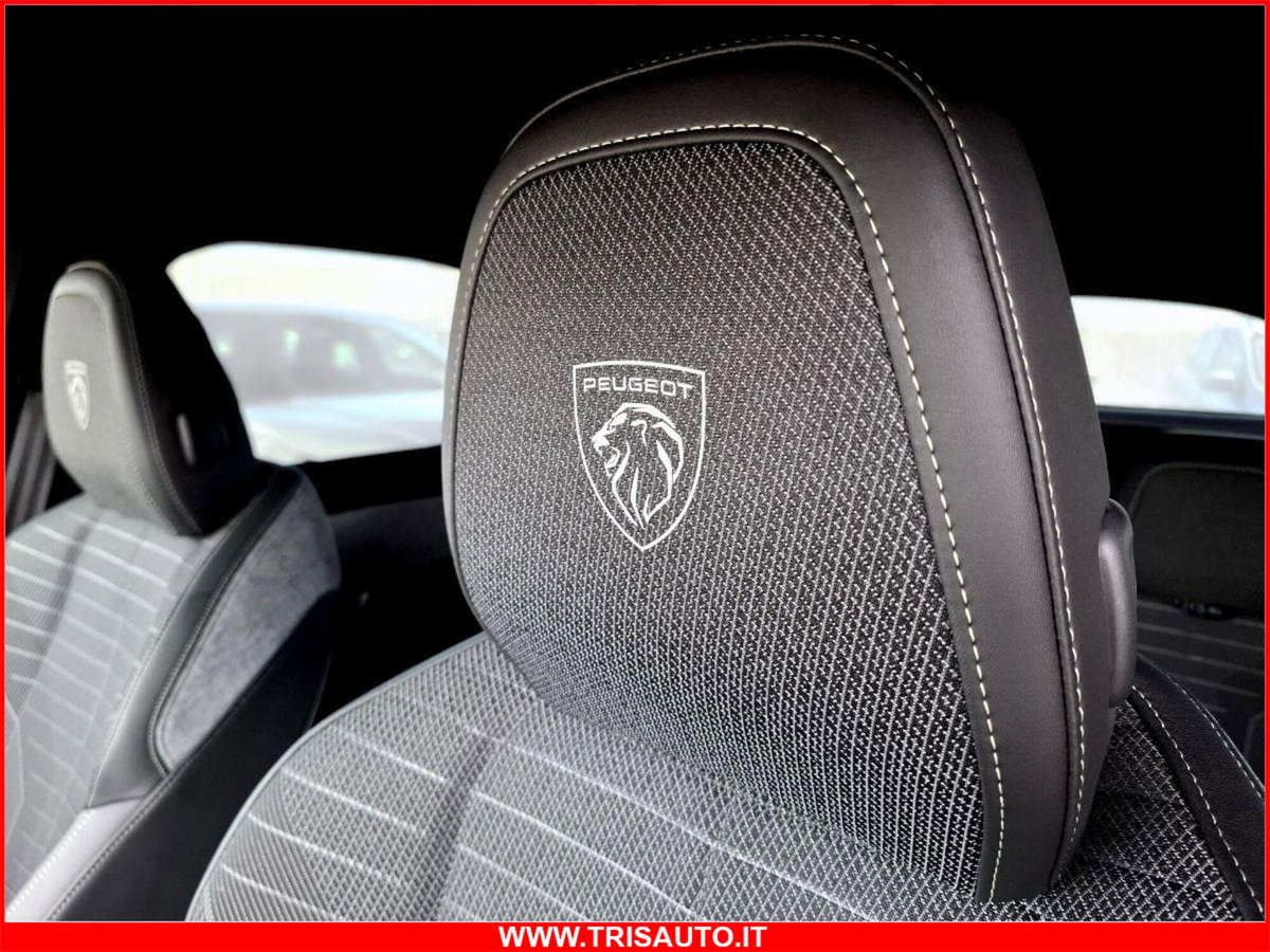 Peugeot 3008 1.2 hybrid GT 145cv e-dcs6 (11)