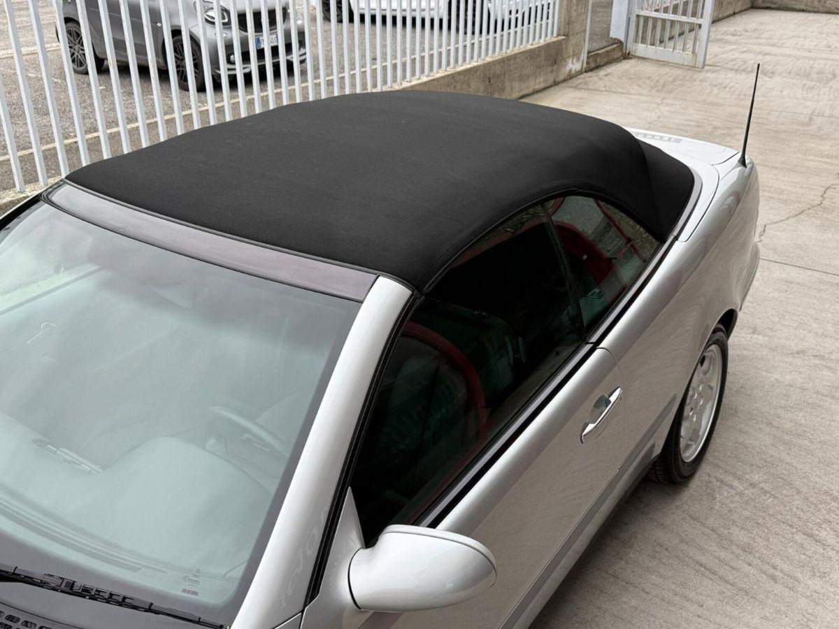 Mercedes-Benz CLK 320 cat Cabriolet Elegance (8)
