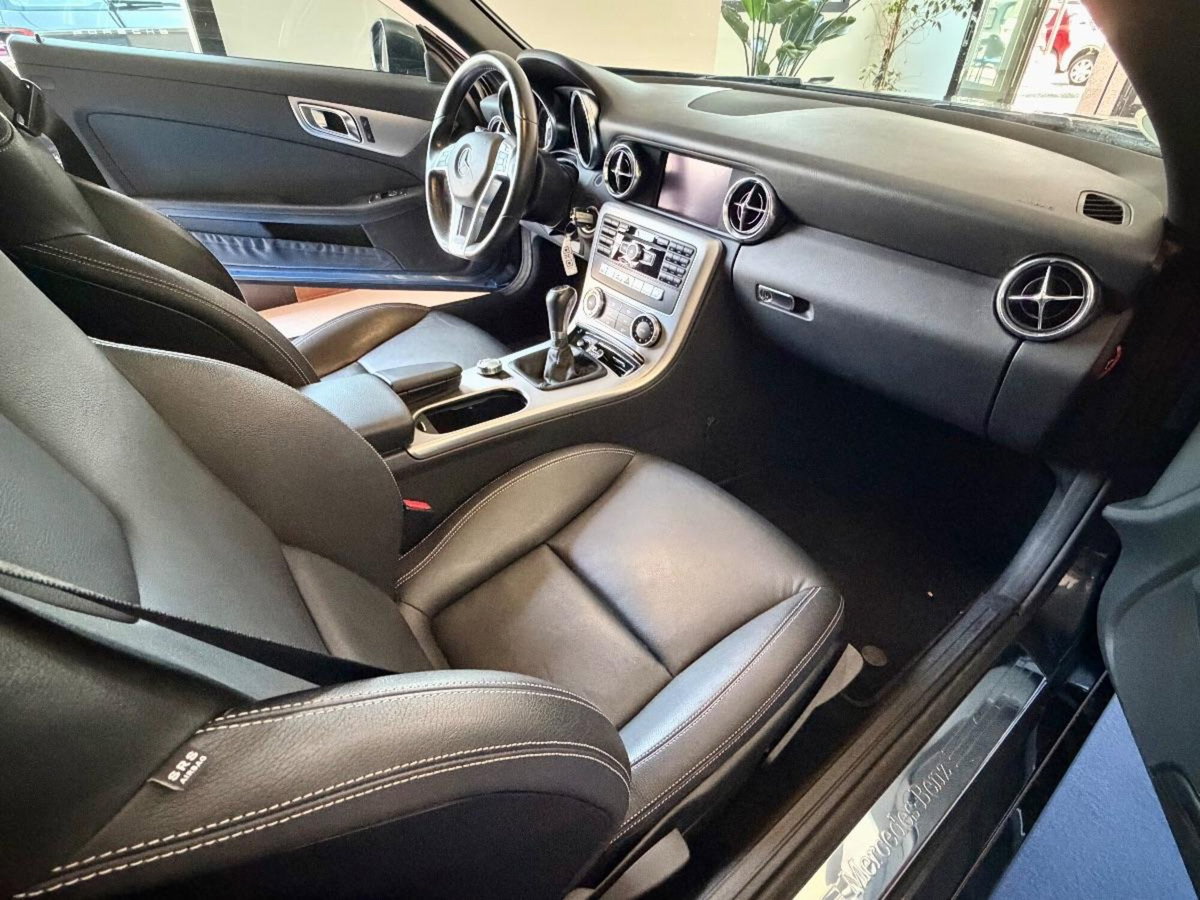 Mercedes-Benz SLK 200 CGI Sport (10)