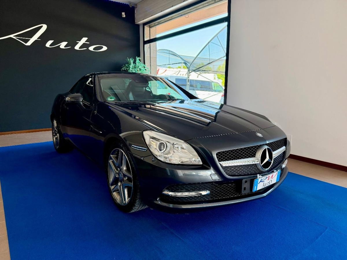 Mercedes-Benz SLK 200 CGI Sport (2)