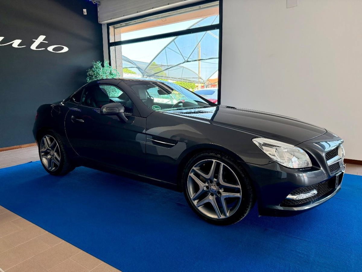Mercedes-Benz SLK 200 CGI Sport (4)