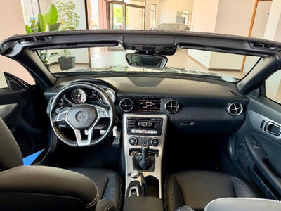 Mercedes-Benz SLK 200 CGI Sport (8)