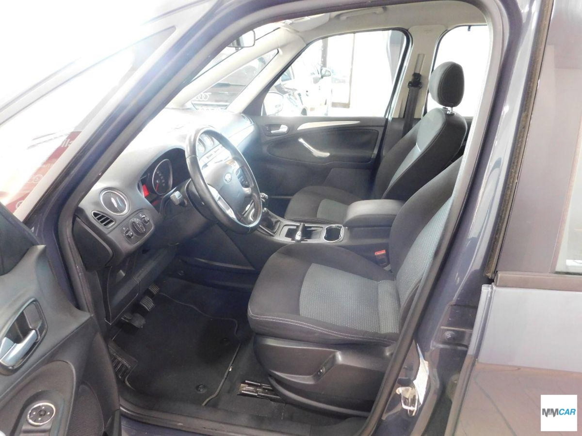 Ford Galaxy 2.0 TDCi 163 CV New Titanium (9)