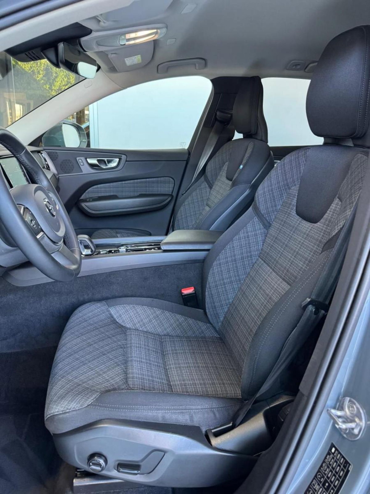 Volvo XC60 B4 automatico Core (12)
