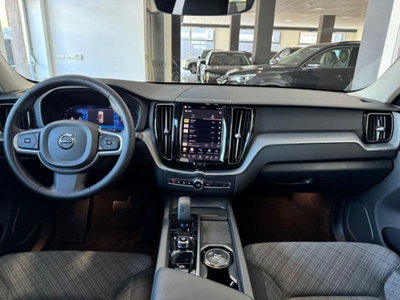 Volvo XC60 B4 automatico Core (14)