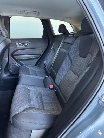 Volvo XC60 B4 automatico Core (20)