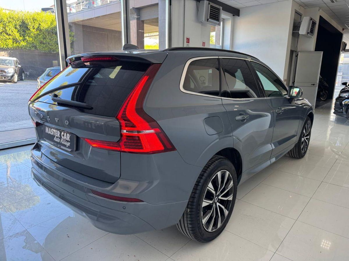 Volvo XC60 B4 automatico Core (4)
