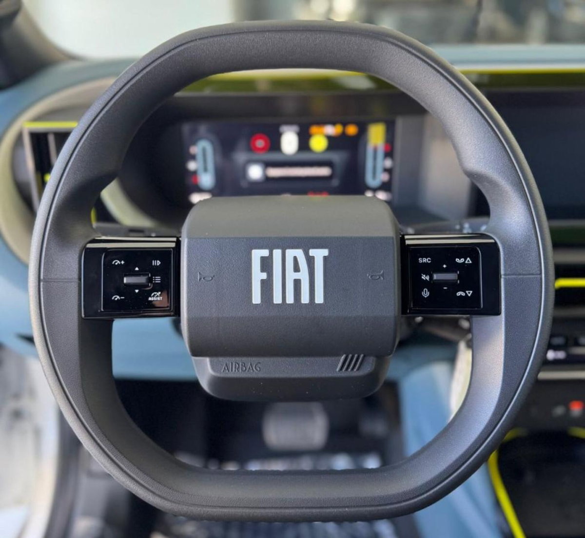 Fiat Grande Panda 1.2 hybrid Business 110cv edct (11)