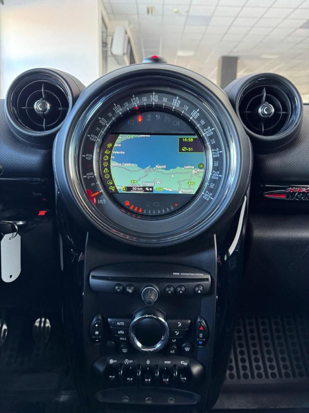 MINI Mini Countryman 2.0 Cooper SD Countryman ALL4 (15)
