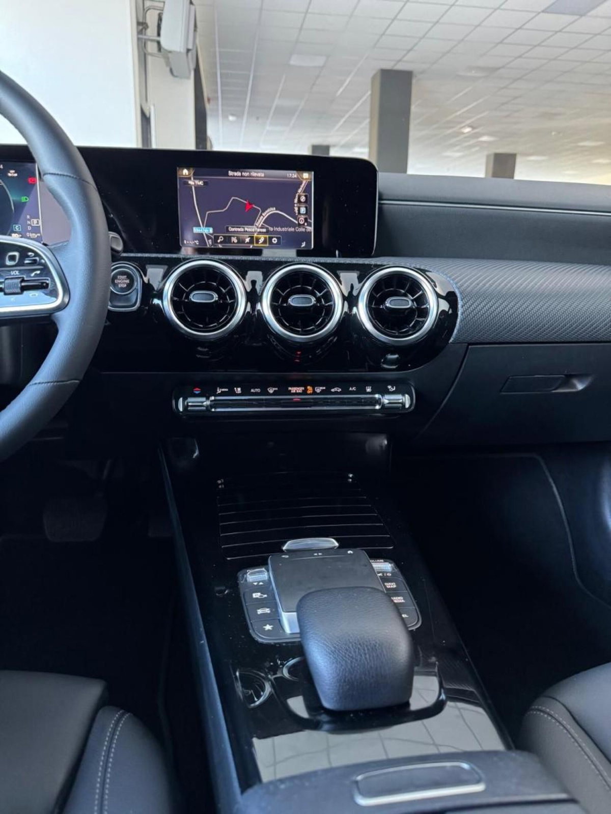 Mercedes-Benz Classe A 250 e phev Executive auto (13)