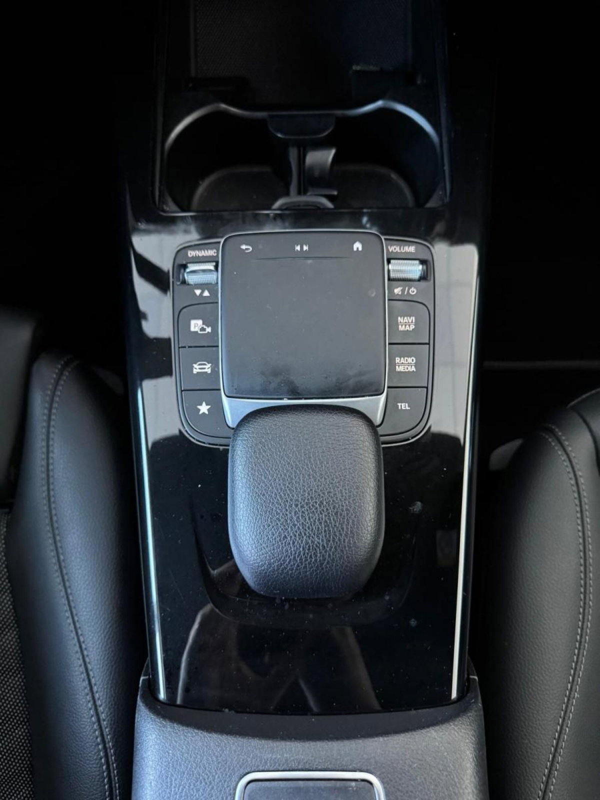 Mercedes-Benz Classe A 250 e phev Executive auto (16)
