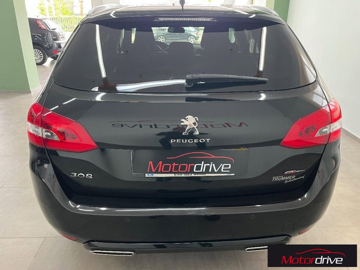 Peugeot 308 SW BlueHDi 130 S&S EAT8 GT Pack (5)