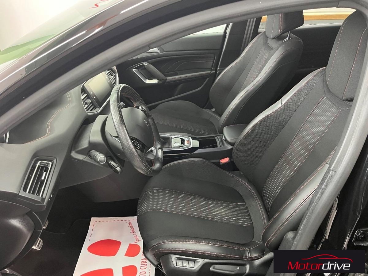 Peugeot 308 SW BlueHDi 130 S&S EAT8 GT Pack (7)