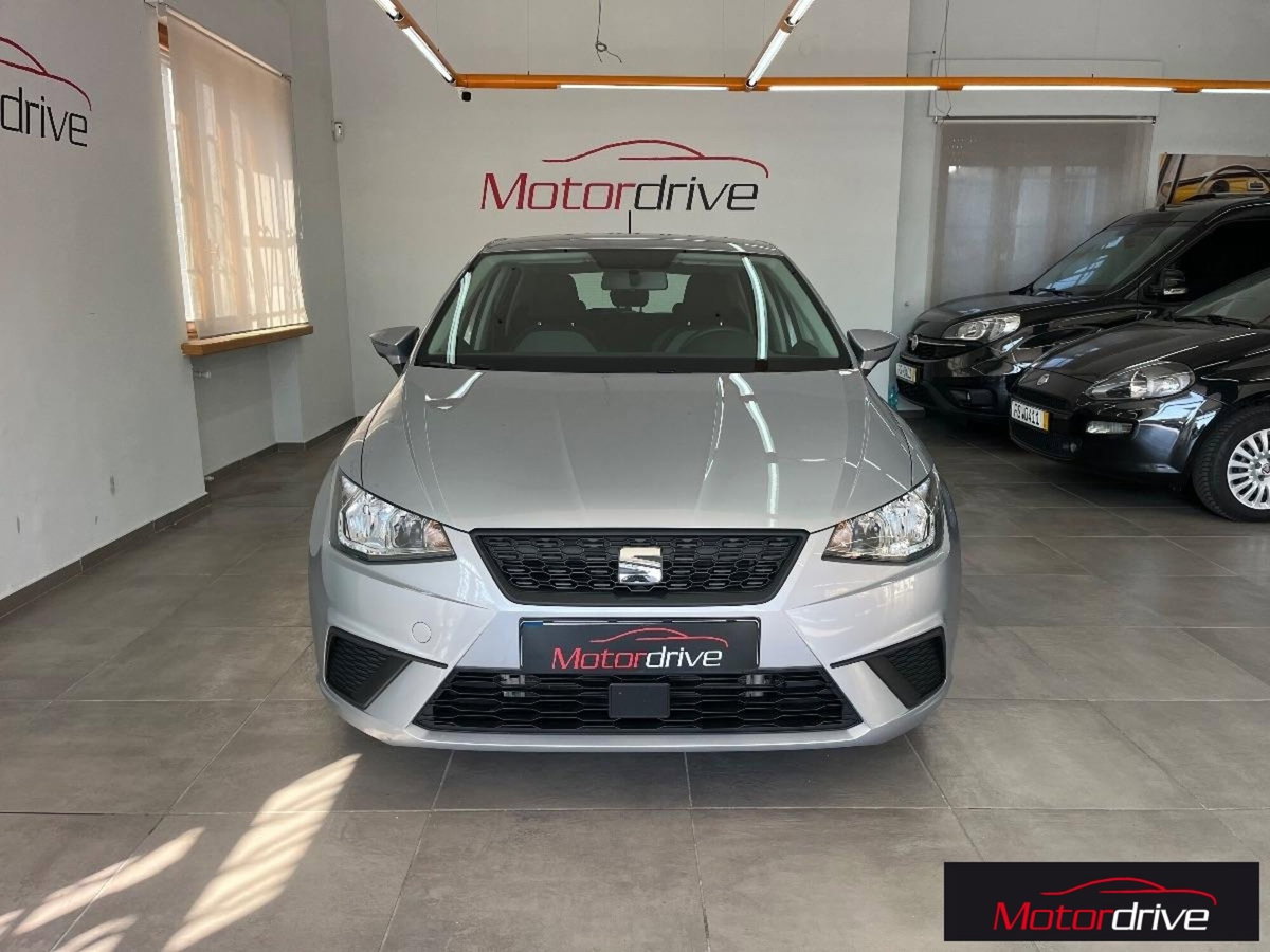 SEAT Ibiza 1.0 TGI 5 porte Business (2)