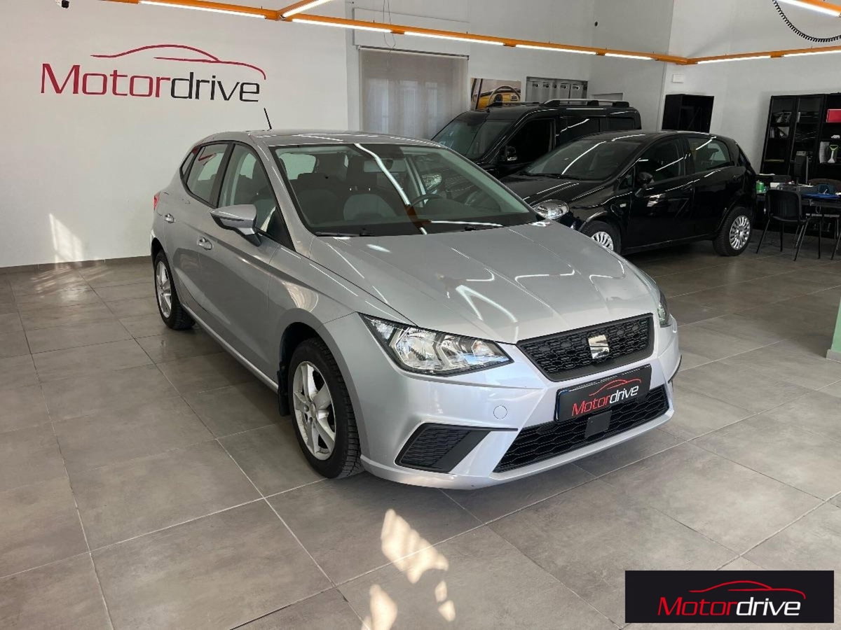 SEAT Ibiza 1.0 TGI 5 porte Business (3)