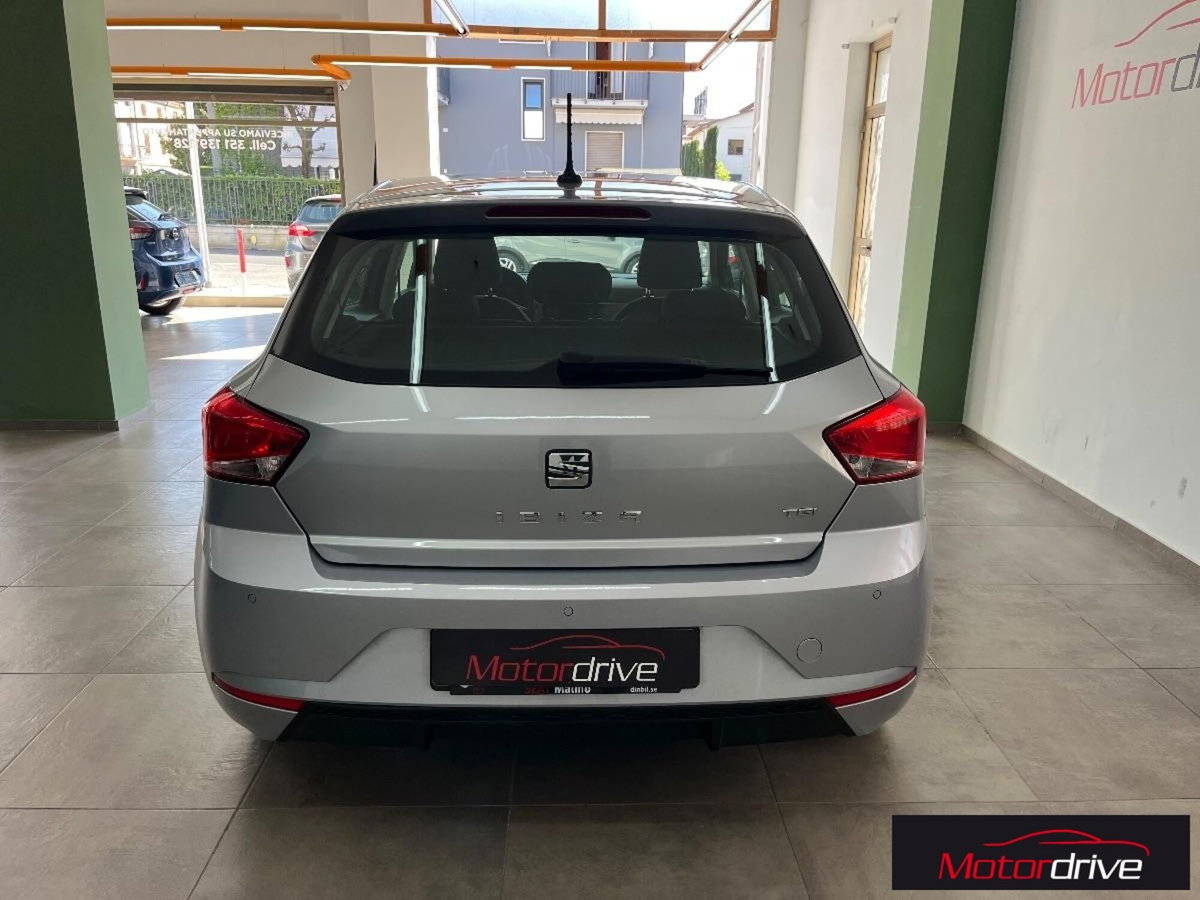SEAT Ibiza 1.0 TGI 5 porte Business (5)